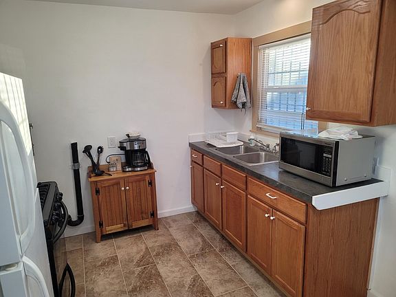 4th image of 1609 6th St NW #1/2