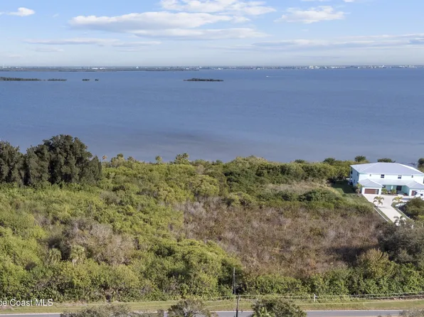 3660 S Courtenay Pkwy, Merritt Island, FL 32952