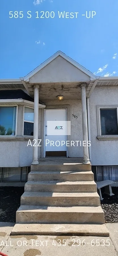 2 bed, 1.0 bath, 876 sqft, $1,250 — Photo 1
