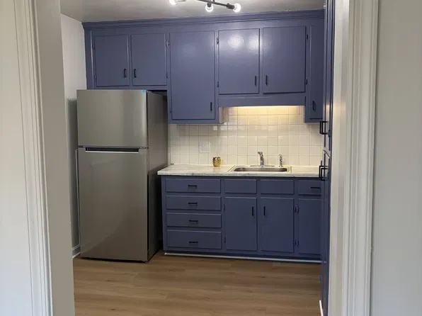 Summercrest Apartments, 86 Summercrest Ave, Waynesboro, VA 22980