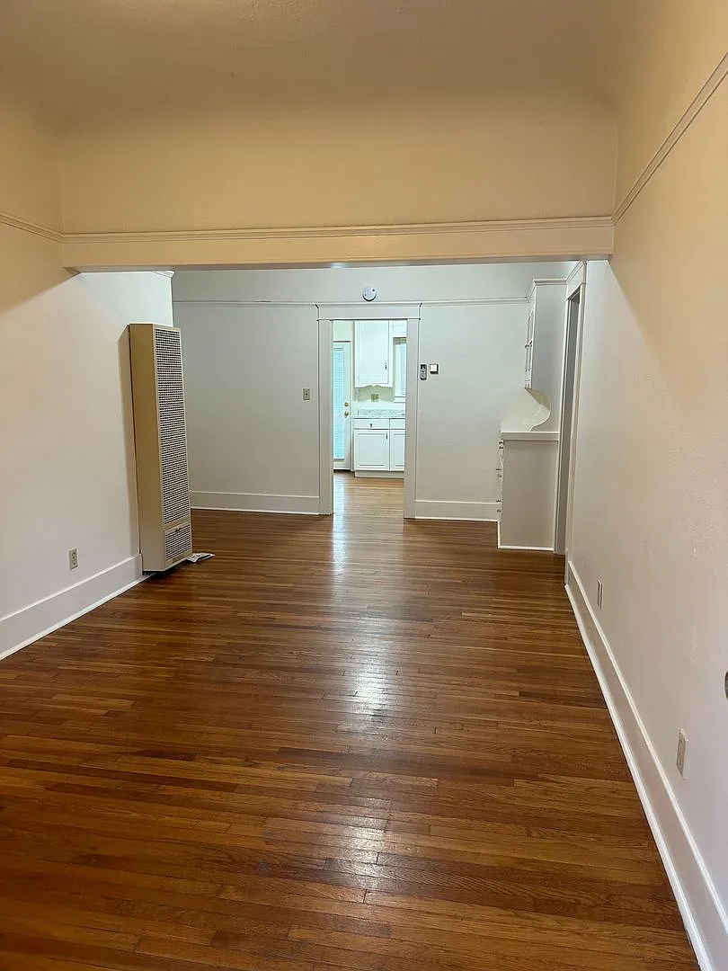 Move-In Special! Charming 2br Near Little Italy With Private Balcony Available Now! — Photo 3
