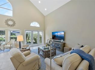 7089 Villa Lantana Way, Naples, FL 34108