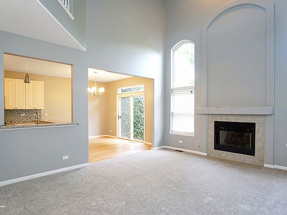 3rd image of 9457 Waterfall Glen Blvd