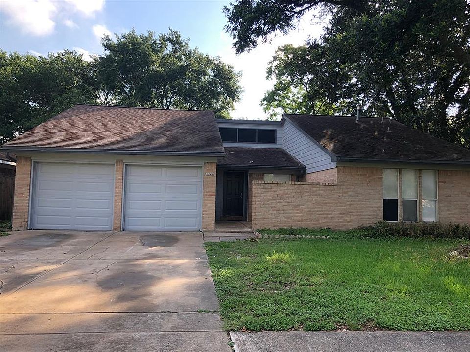 1st image of 22202 Cimarron Pkwy
