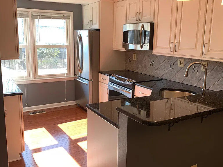 3901 6th St N #2 — Photo 7