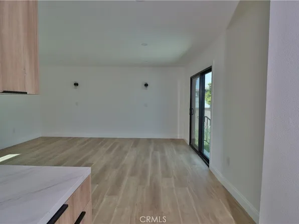 1921 W 94th St, Los Angeles, CA 90047