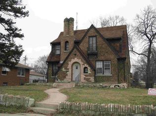 1302 Argonne Dr, North Chicago, IL 60064