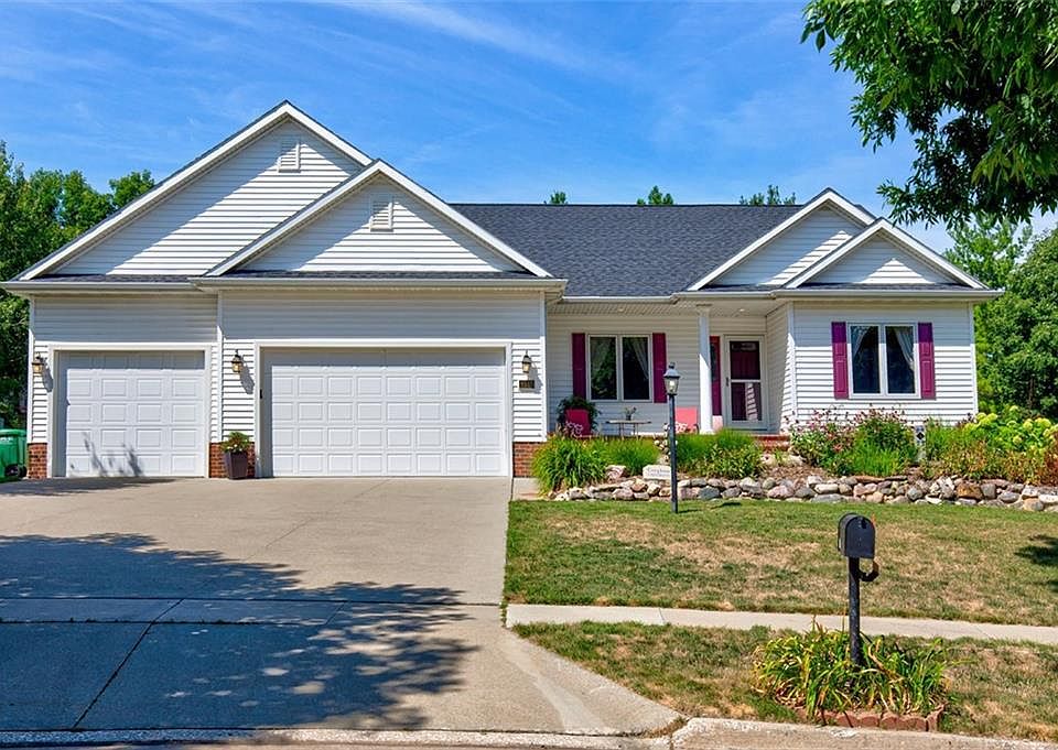 1st image of 8536 Newbury Ct