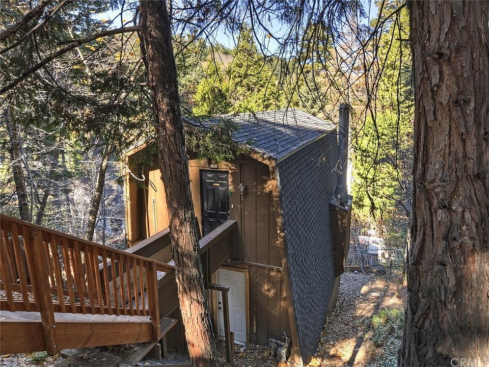 1st image of 852 Oakmont Ln