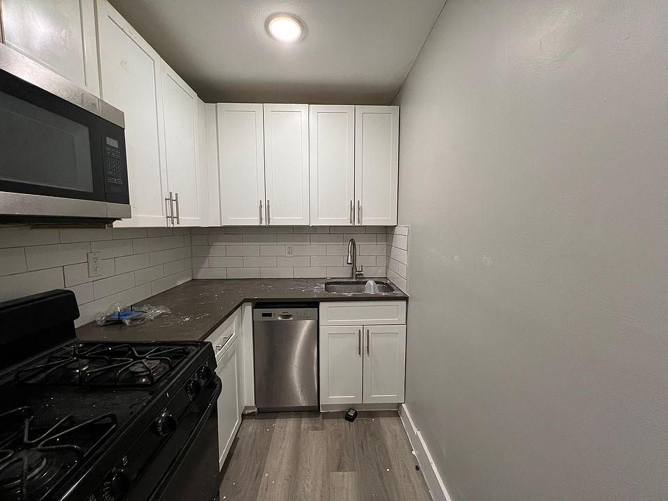 1st image of 127 Wade St #17E