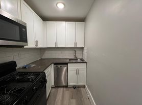 127 Wade St, Jersey City, NJ
