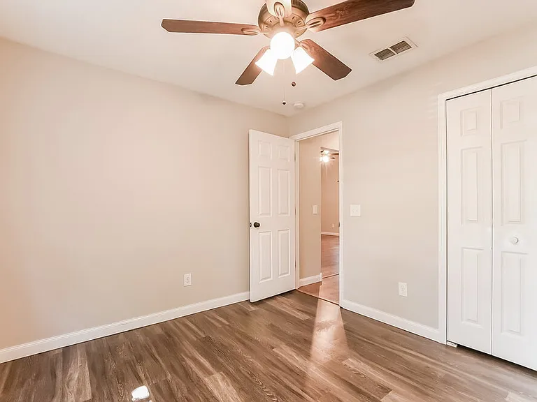 4166 Shadow Creek Cir — Photo 13