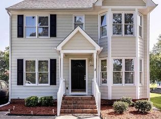 4940 Harbour Towne Dr, Raleigh, NC 27604