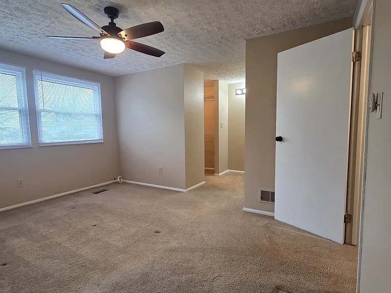 7746 Kidwell Ct — Photo 19