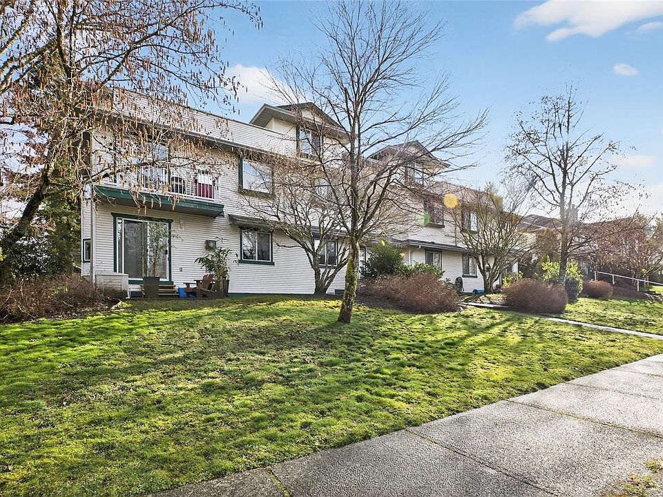 1st image of 2647 Muir Rd #202