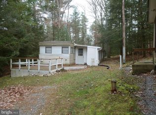 2108 Pine Grove Rd, Fayetteville, PA 17222