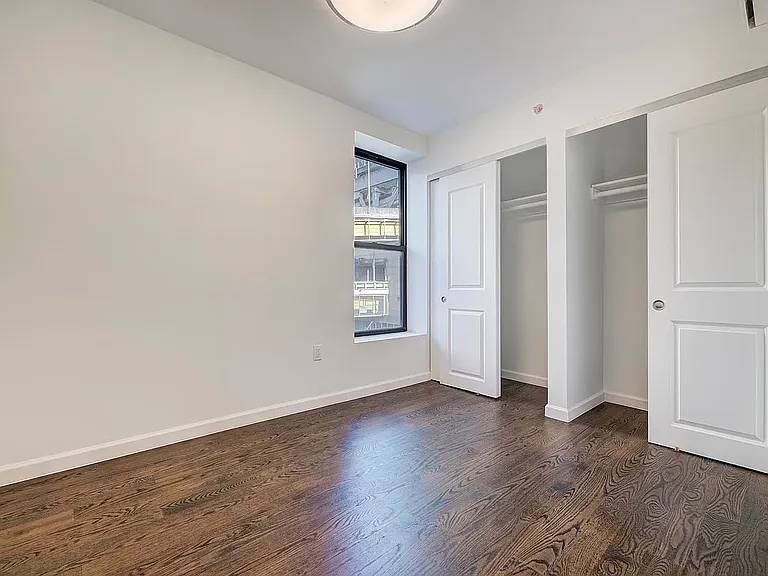 539 9th Ave #3FL1 — Photo 8