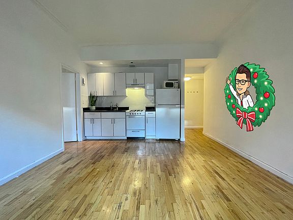 2nd image of 11 E 32nd St APT 12B