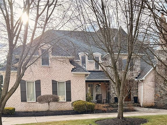 2nd image of 7234 Castle Pine Dr