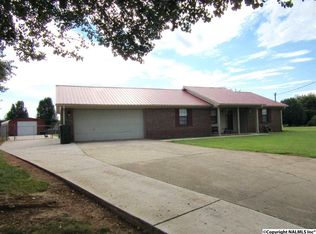 106 Shelburne Cir, New Market, AL 35761