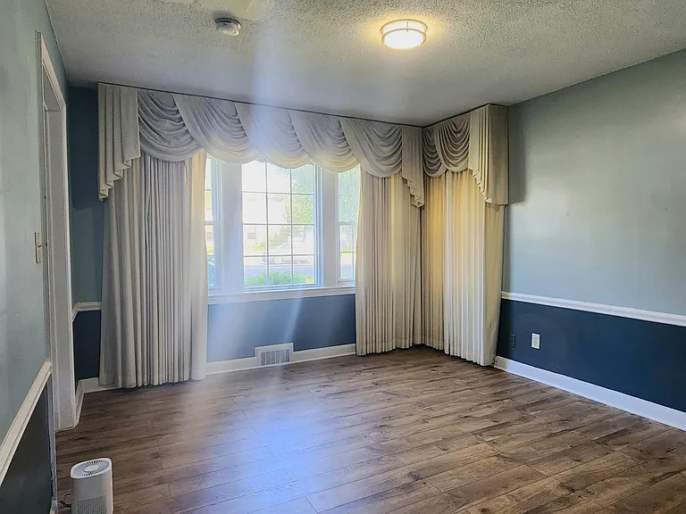 8016 Old Georgetown Rd — Photo 13