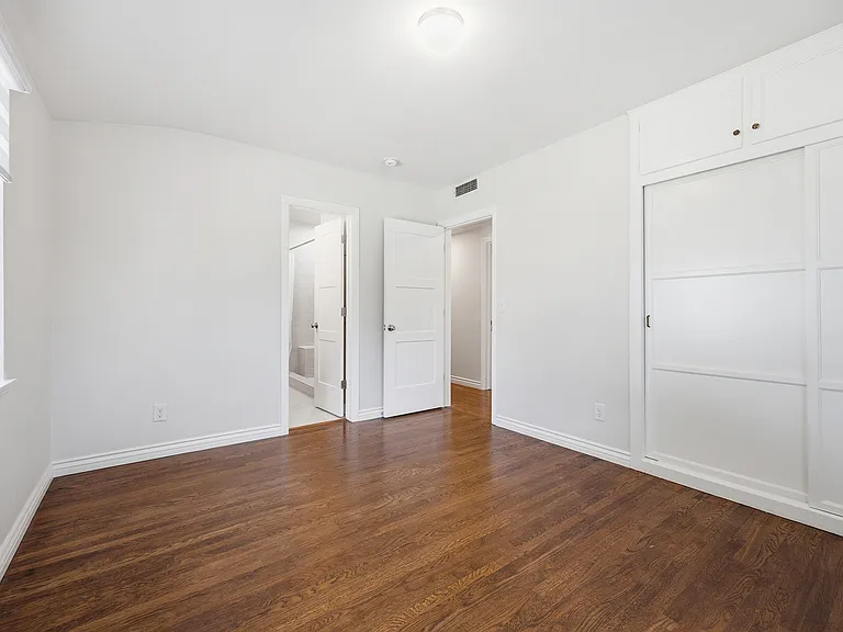 225 N Orchard Ave — Photo 13