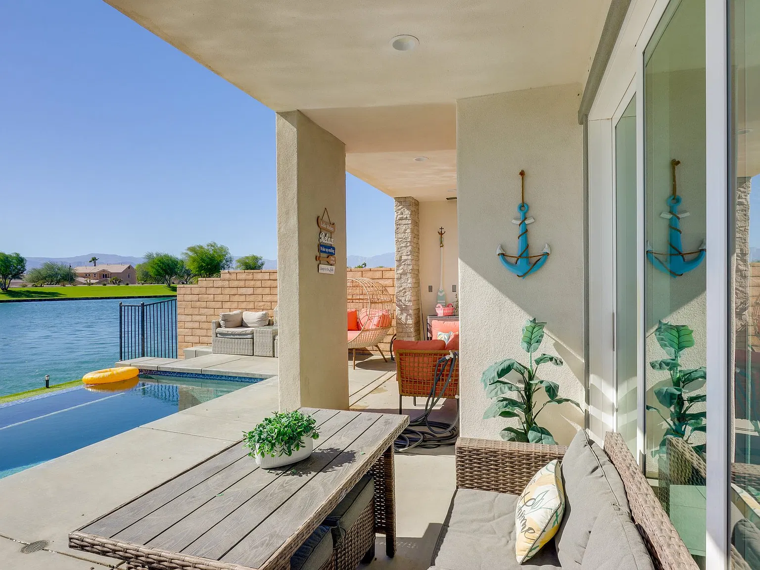 4 bed, 4.5 bath, 2697 sqft, $6,785 — Photo 4