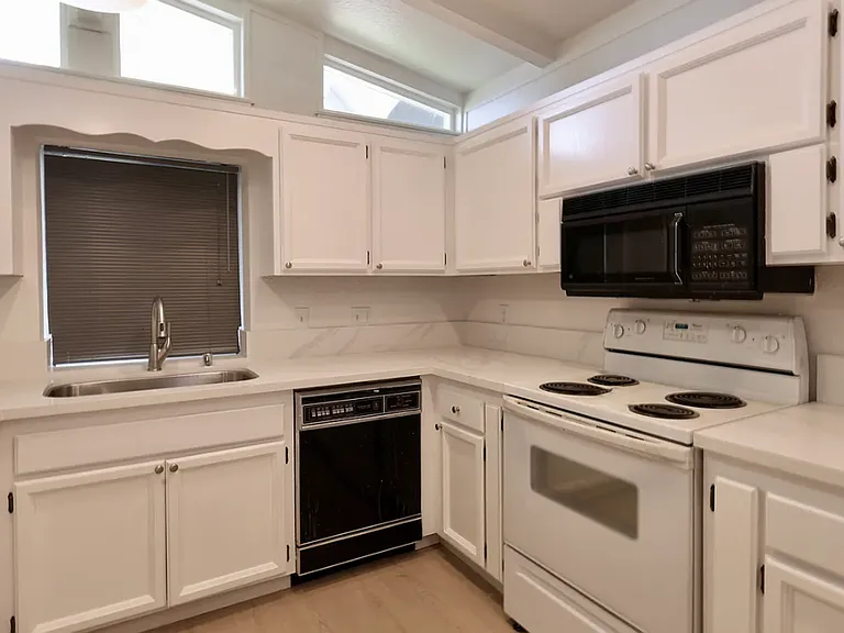 2508 Greenfield Way — Photo 23
