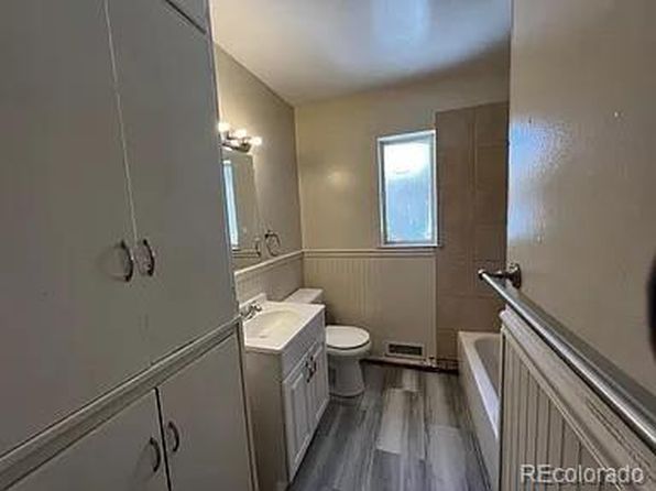 denver-colorado-444262140 picture