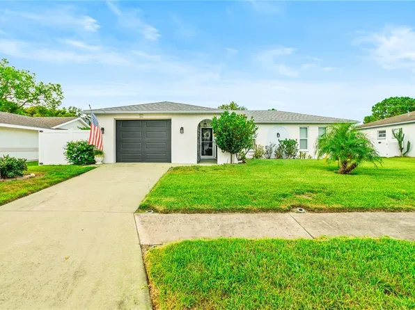 7837 Edinburgh Dr, New Port Richey, FL 34653