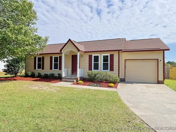 10109 Rockfish Rd, Raeford, NC 28376