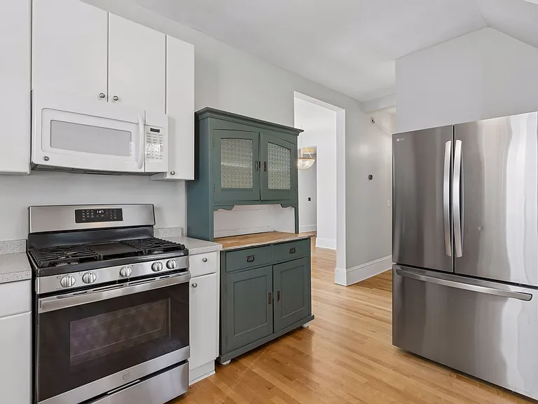 4432 Upton Ave S — Photo 13