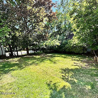 2121 Burdett Ave #N — Photo 19