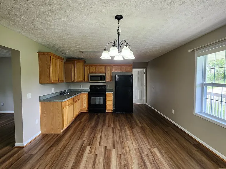 122 Greenridge Rd — Photo 10