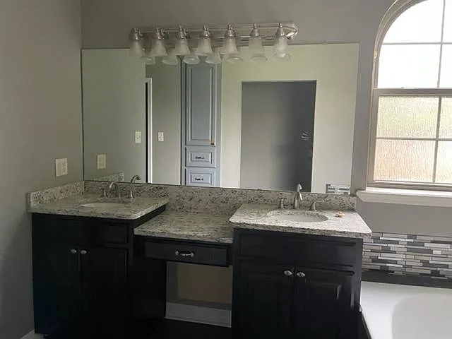 2449 Clearbrook Way #2449 — Photo 12
