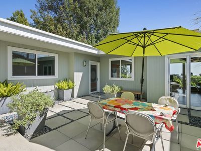 16174 Alcima Ave, Pacific Palisades, CA, 90272
