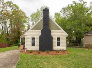 835 E Maple Ln, Fuquay Varina, NC 27526