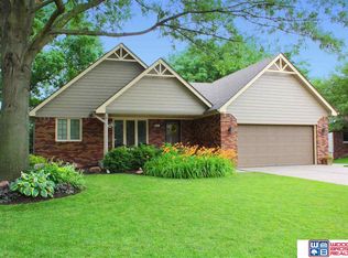 8021 Stockwell St, Lincoln, NE 68506