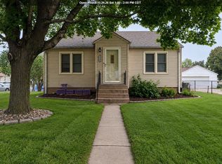 1515 W 26th St, Sioux City, IA 51103