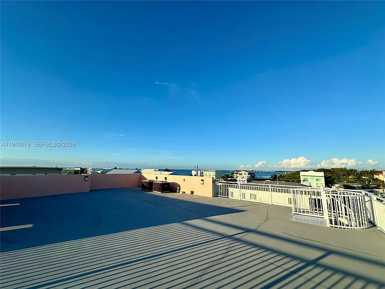 1516 Aqueduct Ln — Photo 42