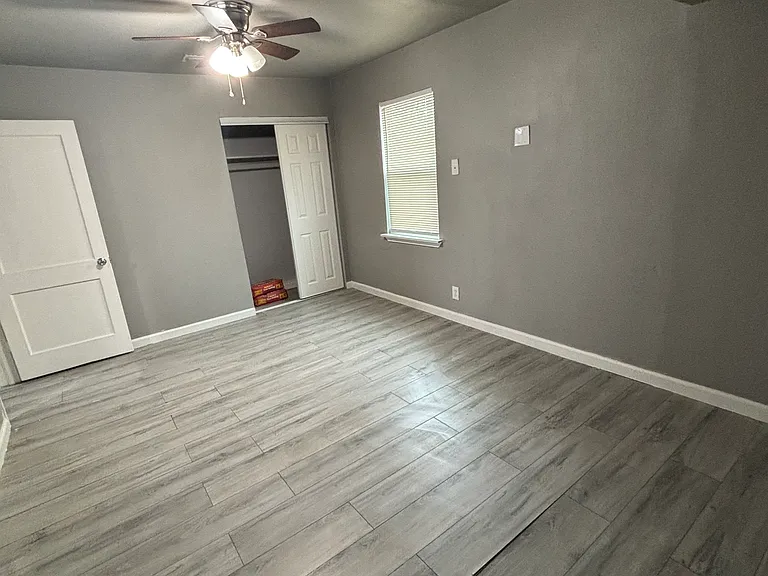 4728 Crenshaw Ave — Photo 6