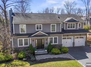 46 Sussex Rd, Tenafly, NJ 07670