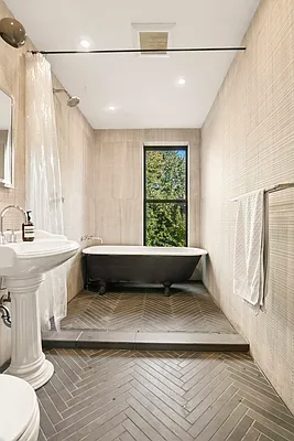 Rented by Compass | media 17