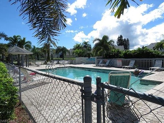 5th image of 602 McGregor Park Cir