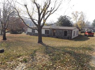 703 Bryson Rd, Candler, NC 28715