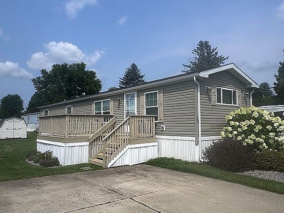 2nd image of 26 Evergreen St