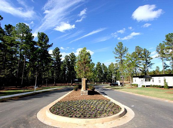 5th image of 857 Leyland Ln