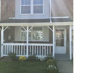 911 Catawba Ct, Halethorpe, MD 21227