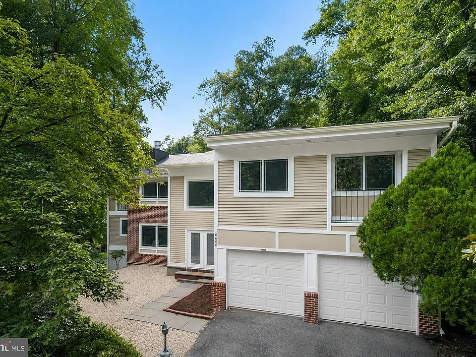 10600 Vantage Ct