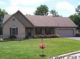 883 S Goldenrod Ln, Hanover, IN 47243